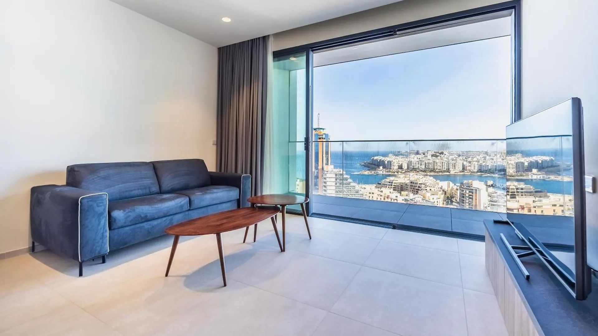 18Th Floor Luxury Apartment With Common Pool In The Prestigious Mercury Towers By Renowned Zaha Hadid Architects Saint Julian's